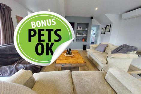 Photo of property in 2/24 Lancaster Road, Beach Haven, Auckland, 0626