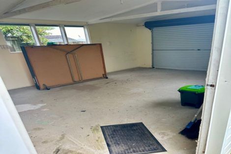 Photo of property in 120 Eskdale Road, Birkdale, Auckland, 0626