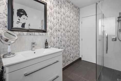 Photo of property in 15 Tudor Avenue, Ilam, Christchurch, 8041