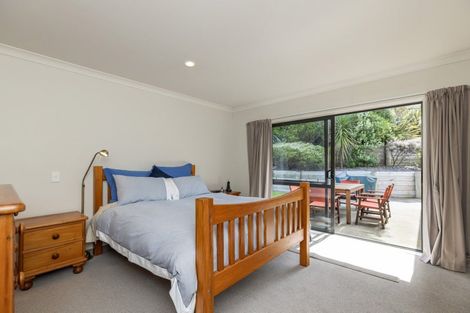 Photo of property in 33 Gandalf Crescent, Paraparaumu, 5032