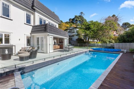 Photo of property in 24 Walter Road, Lowry Bay, Lower Hutt, 5013