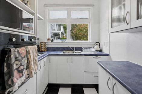 Photo of property in 6/1 Rixon Grove, Mount Victoria, Wellington, 6011