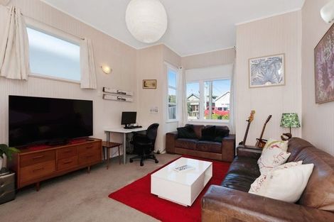 Photo of property in 16 Cockburn Street, Kilbirnie, Wellington, 6022