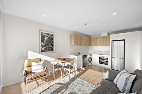 Photo of property in 1 Willoughby Avenue, Howick, Auckland, 2014