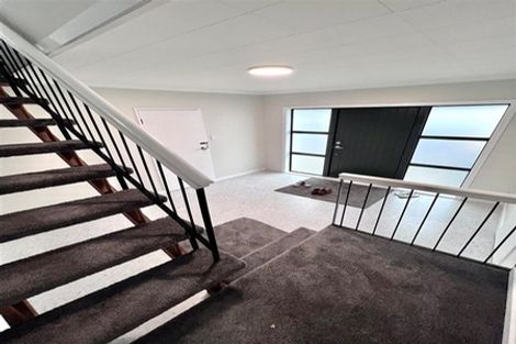 Photo of property in 117 Golf Road, New Lynn, Auckland, 0600