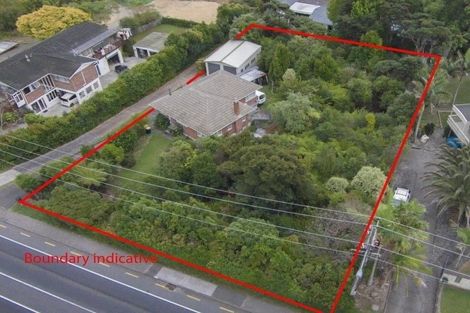 Photo of property in 416 Don Buck Road, Massey, Auckland, 0614