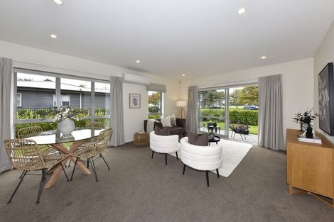 Photo of property in 361 Avonhead Road, Avonhead, Christchurch, 8042