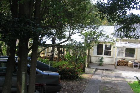 Photo of property in 374 Huia Road, Titirangi, Auckland, 0604