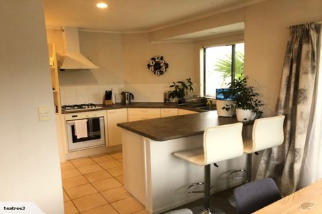 Photo of property in 1/3 Emma Court, Northpark, Auckland, 2013
