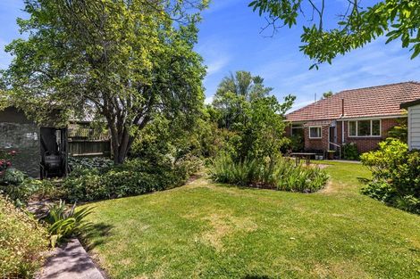 Photo of property in 87 Aorangi Road, Bryndwr, Christchurch, 8053