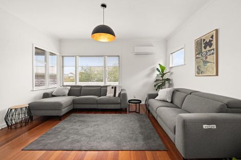 Photo of property in 47a Napier Road, Havelock North, 4130