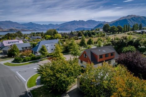 Photo of property in 108 Hunter Crescent, Wanaka, 9305
