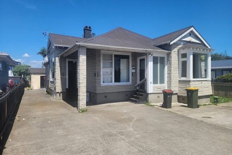 Photo of property in 308 Massey Road, Mangere East, Auckland, 2024