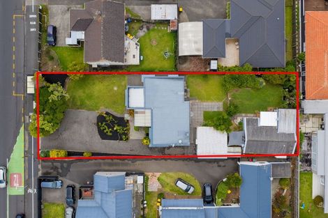 Photo of property in 1/6 Shakespeare Road, Milford, Auckland, 0620