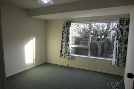 Photo of property in 2/59 Peverel Street, Riccarton, Christchurch, 8041