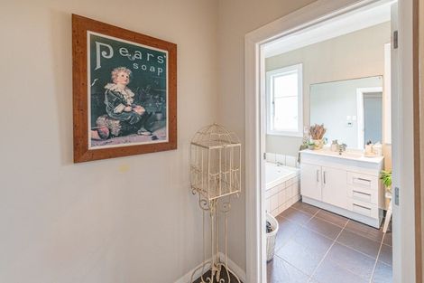 Photo of property in 43 Halswell Street, Whanganui, 4500