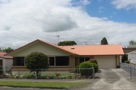 Photo of property in 2/471 Roche Street, Te Awamutu, 3800