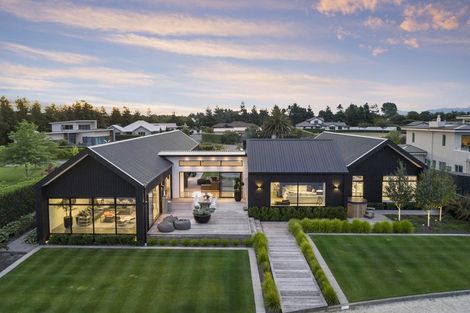 Photo of property in 34 Oakgrove Drive, Rangiora, 7400