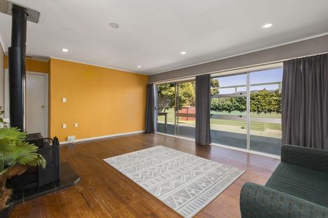 Photo of property in 73 Dunlop Road, Te Puke, 3119