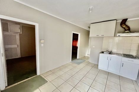 Photo of property in 1/16 Kenderdine Road, Papatoetoe, Auckland, 2025