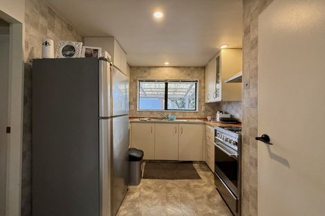 Photo of property in 14a Mason Street, Moera, Lower Hutt, 5010