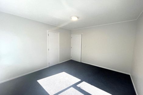 Photo of property in 7 Vera Road, Te Atatu South, Auckland, 0610