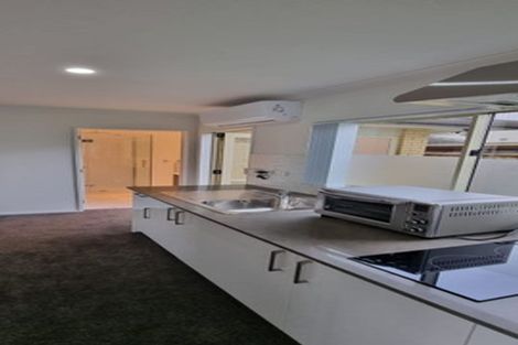 Photo of property in 9 Cambrian Crescent, Flat Bush, Auckland, 2016