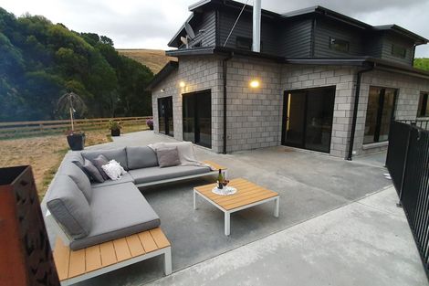 Photo of property in 86 Seafield Road, Eskdale, Napier, 4182