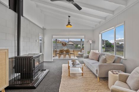 Photo of property in 4 Gavan Street, Cromwell, 9310