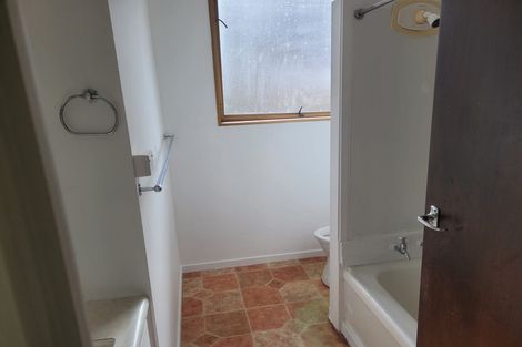 Photo of property in 46 Butterworth Drive, Glendene, Auckland, 0602