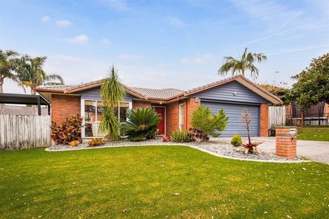 Photo of property in 3 Springtide Place, Red Beach, 0932