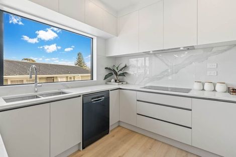 Photo of property in 12b Angelo Avenue, Howick, Auckland, 2014