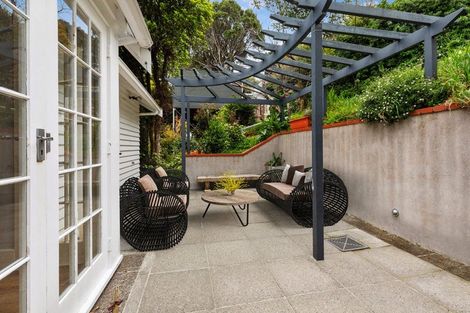 Photo of property in 26 Fitzroy Street, Wadestown, Wellington, 6012