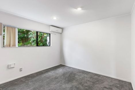Photo of property in 2/8 City View Terrace, Birkenhead, Auckland, 0626