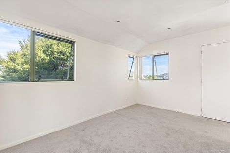 Photo of property in 1/42 Noeleen Street, Glenfield, Auckland, 0629