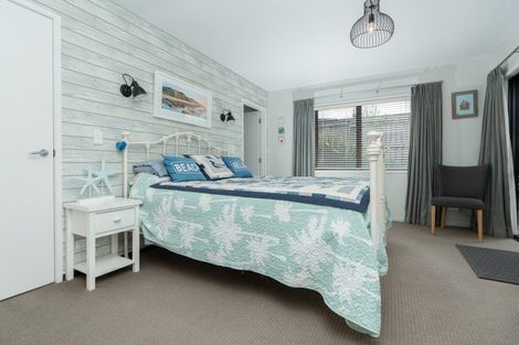 Photo of property in 5a Waikowhai Place, Raglan, 3225