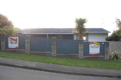 Photo of property in 10 Kerkwall Drive, Naenae, Lower Hutt, 5011