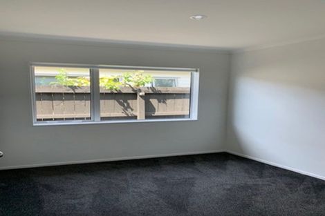 Photo of property in 8 Kutukutu Street, Takanini, 2112