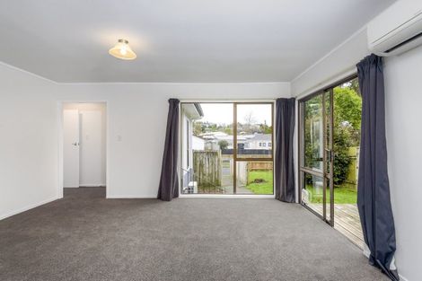Photo of property in 19 Matipo Crescent, Pukete, Hamilton, 3200