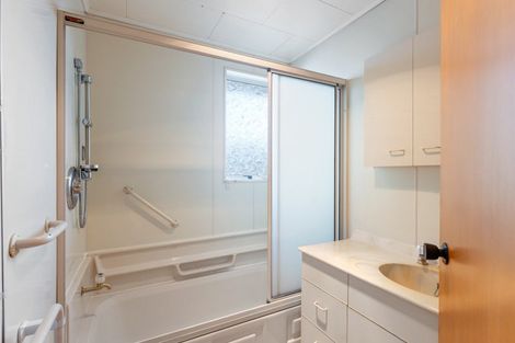 Photo of property in 30 Arawhata Road, Paraparaumu, 5032