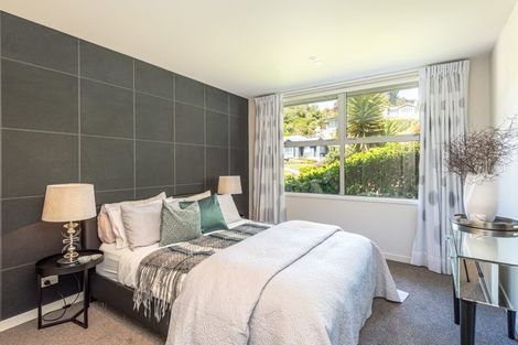 Photo of property in 6 Challenger Lane, Redcliffs, Christchurch, 8081