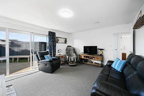 Photo of property in 15a Sandalwood Drive, Dinsdale, Hamilton, 3204