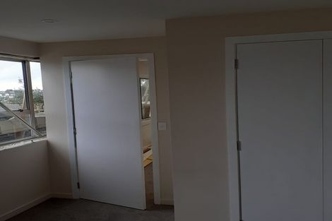 Photo of property in 12 Staysail Place, Whitby, Porirua, 5024