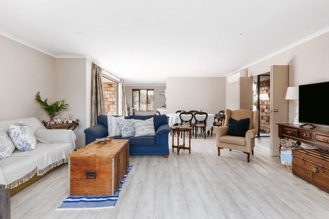 Photo of property in 24 Hansard Place, Bethlehem, Tauranga, 3110