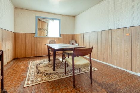 Photo of property in 31 Karaka Street, Helensville, 0800