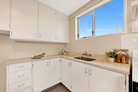 Photo of property in 1/6 Arran Crescent, Woolston, Christchurch, 8062