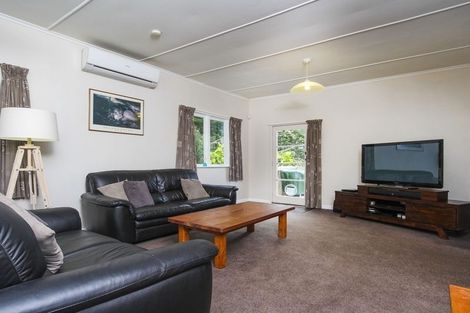 Photo of property in 59 Woodside Road, Massey, Auckland, 0614