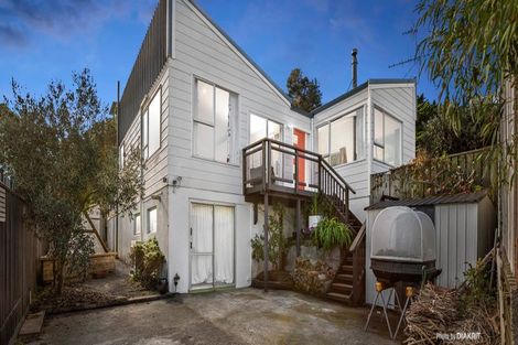 Photo of property in 5 Rydal Place, Southgate, Wellington, 6023