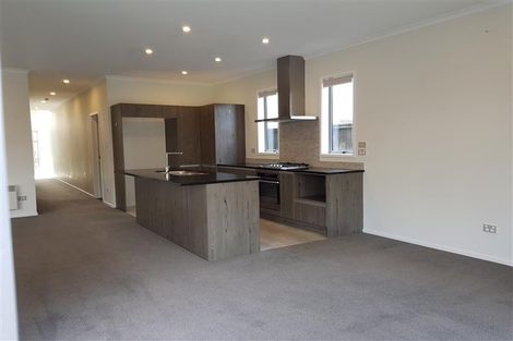 Photo of property in 7 Touhou Road, Hobsonville, Auckland, 0618