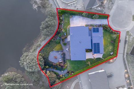 Photo of property in 18 Takahe Drive, Paraparaumu Beach, Paraparaumu, 5032
